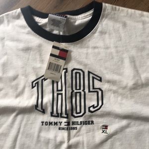 TOMMY HILFIGER  VINTAGE MENS SHIRT - SIZE XL- BNWT